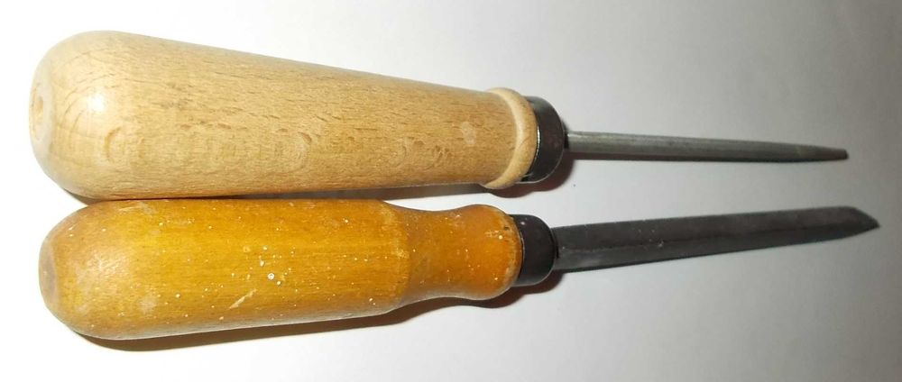 Pamiątki PRL - pilnik trójkątny / igłowy (zestaw)