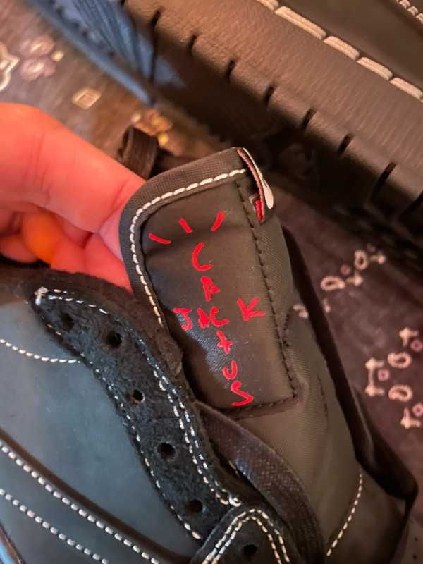 Jordan 1 Retro Low OG SP Travis Scott Black Phantom 40