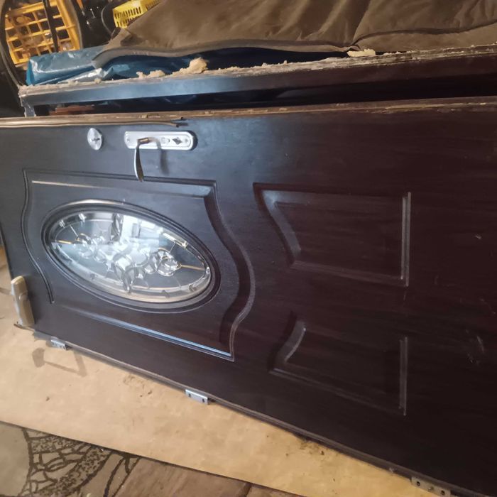 Drzwi zewnętrzne z ramą