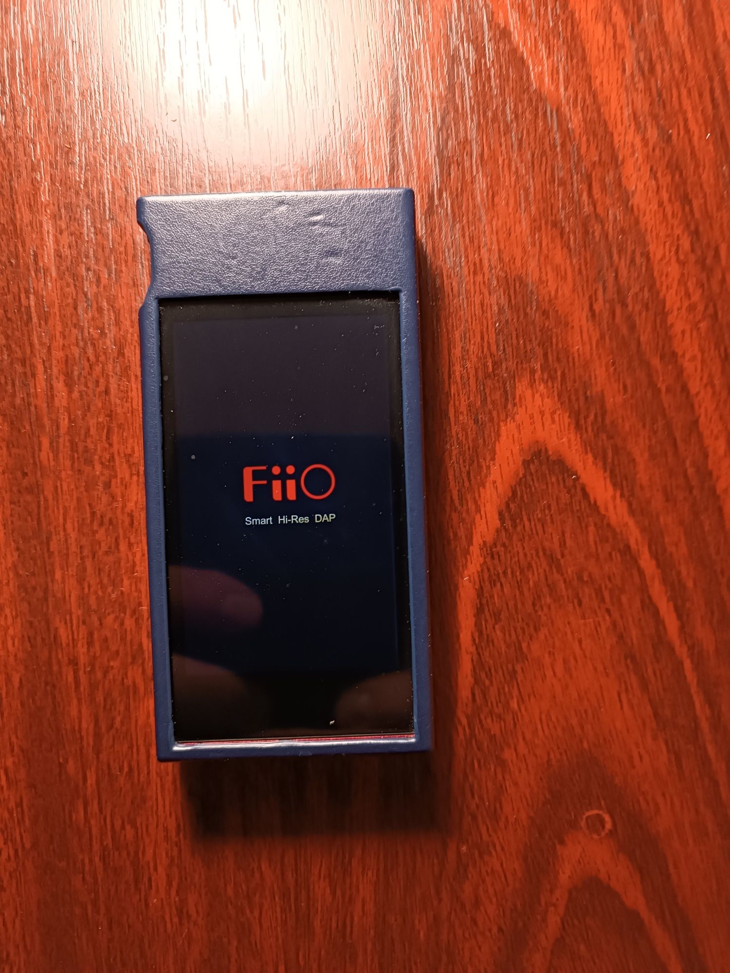 Продам шикарный HD плеер Fiio m7 очень популярный среди бюджетников.