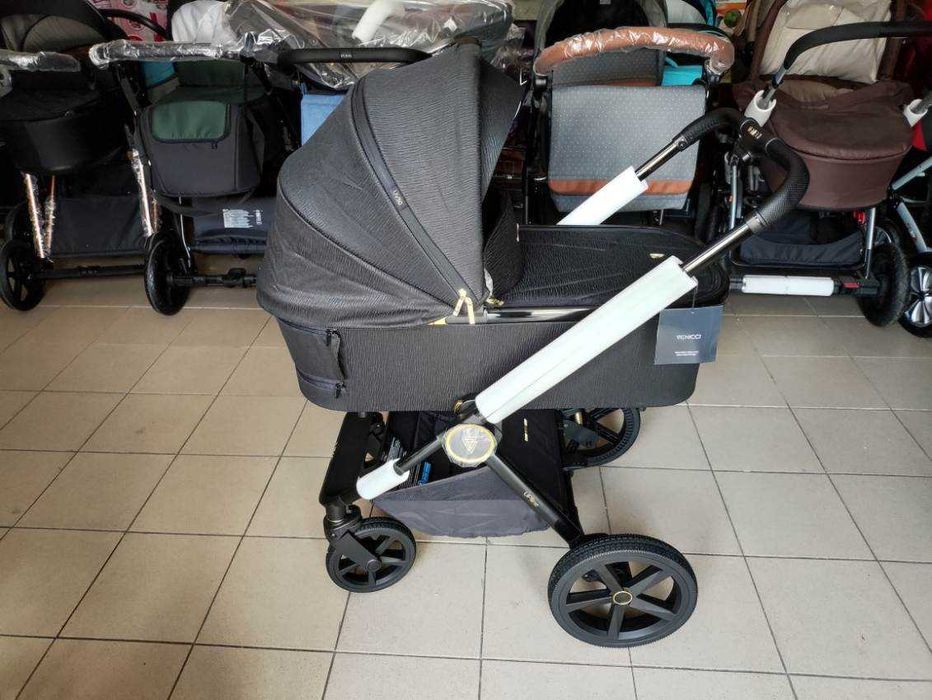 Wózek dziecięcy Venicci Upline 2 All Black