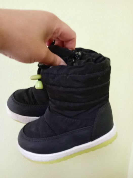 Чоботи зимові дитячі