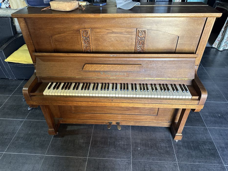 piano w.tomaschewski