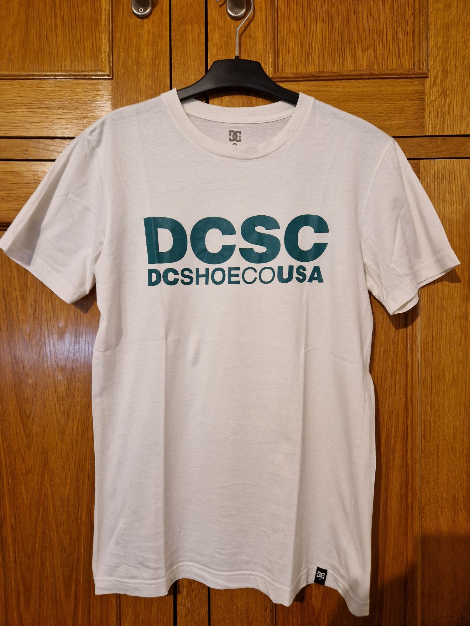 T-shirt DC Shoes branca - tamanho S