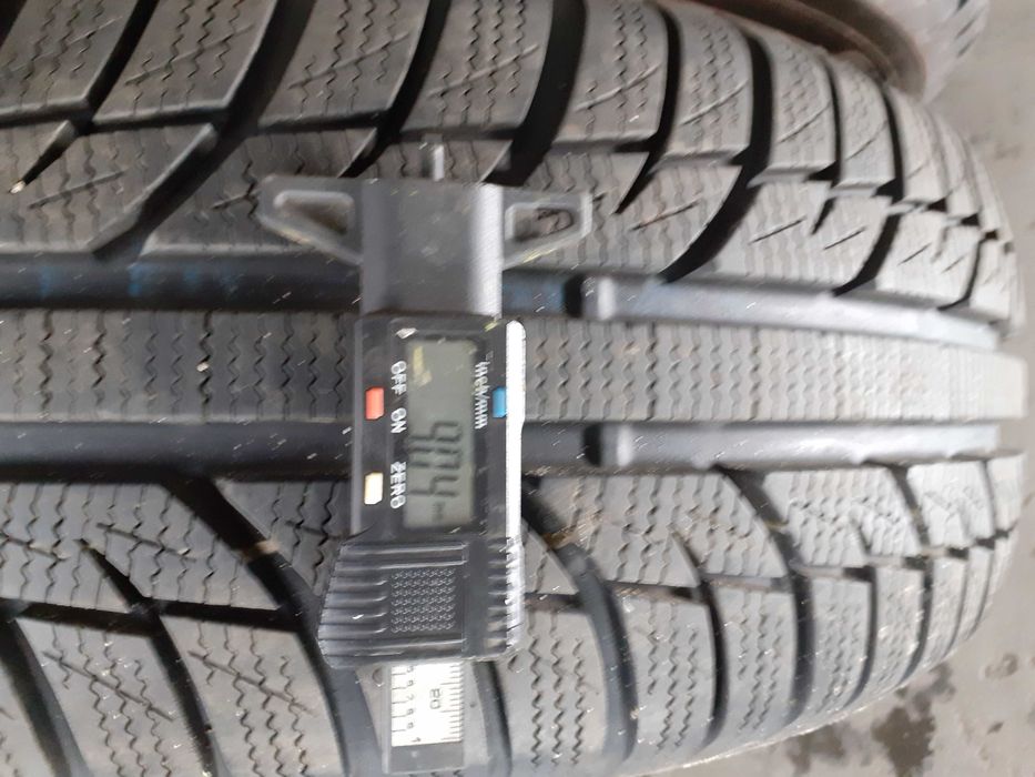 Para opon Toyo SnowProx S943 195/60 R15 88H Nr.389