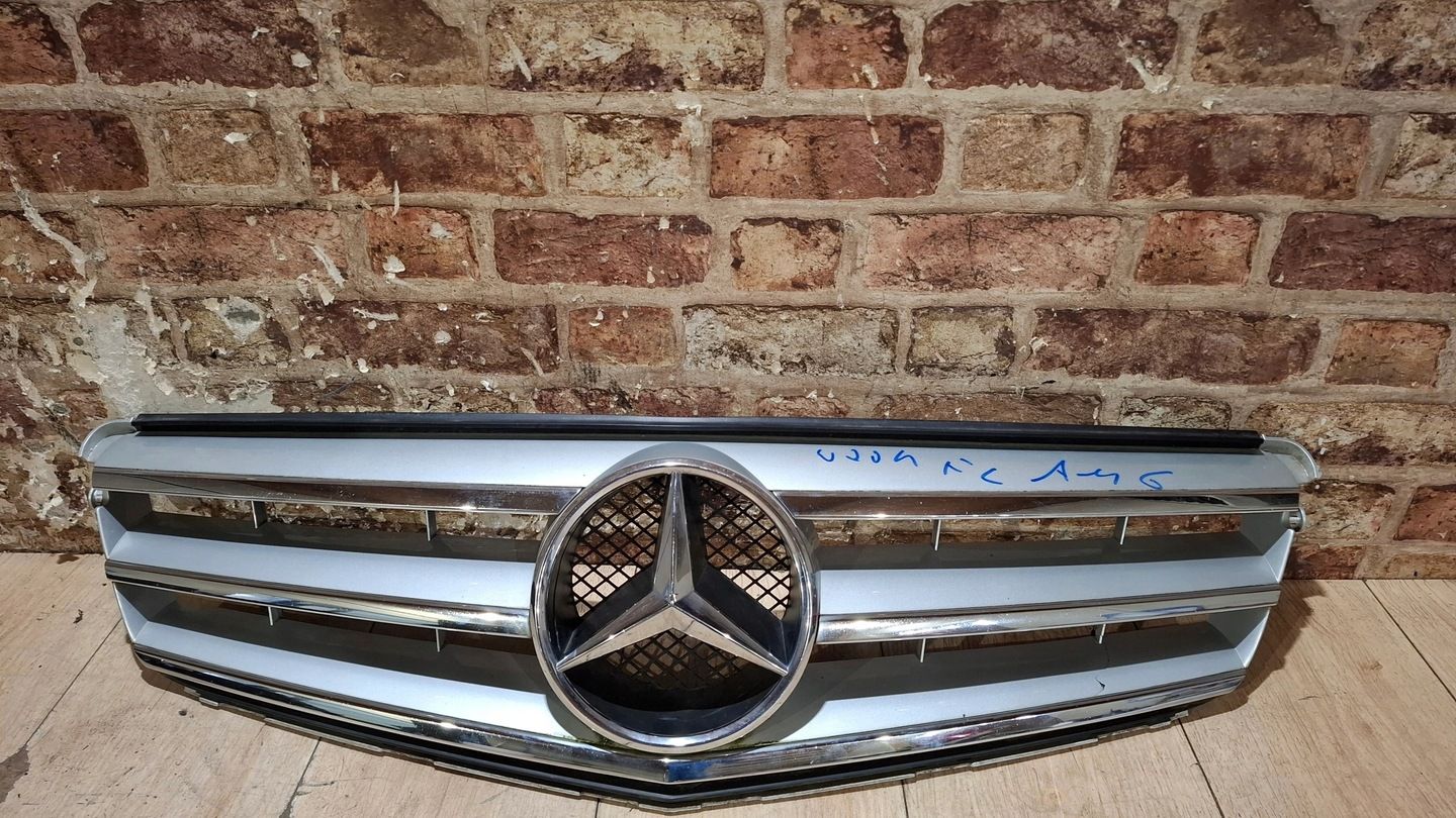 Grill Atrapa chłodnicy Amg Mercedes W204 Lift 2011/2014 Rok