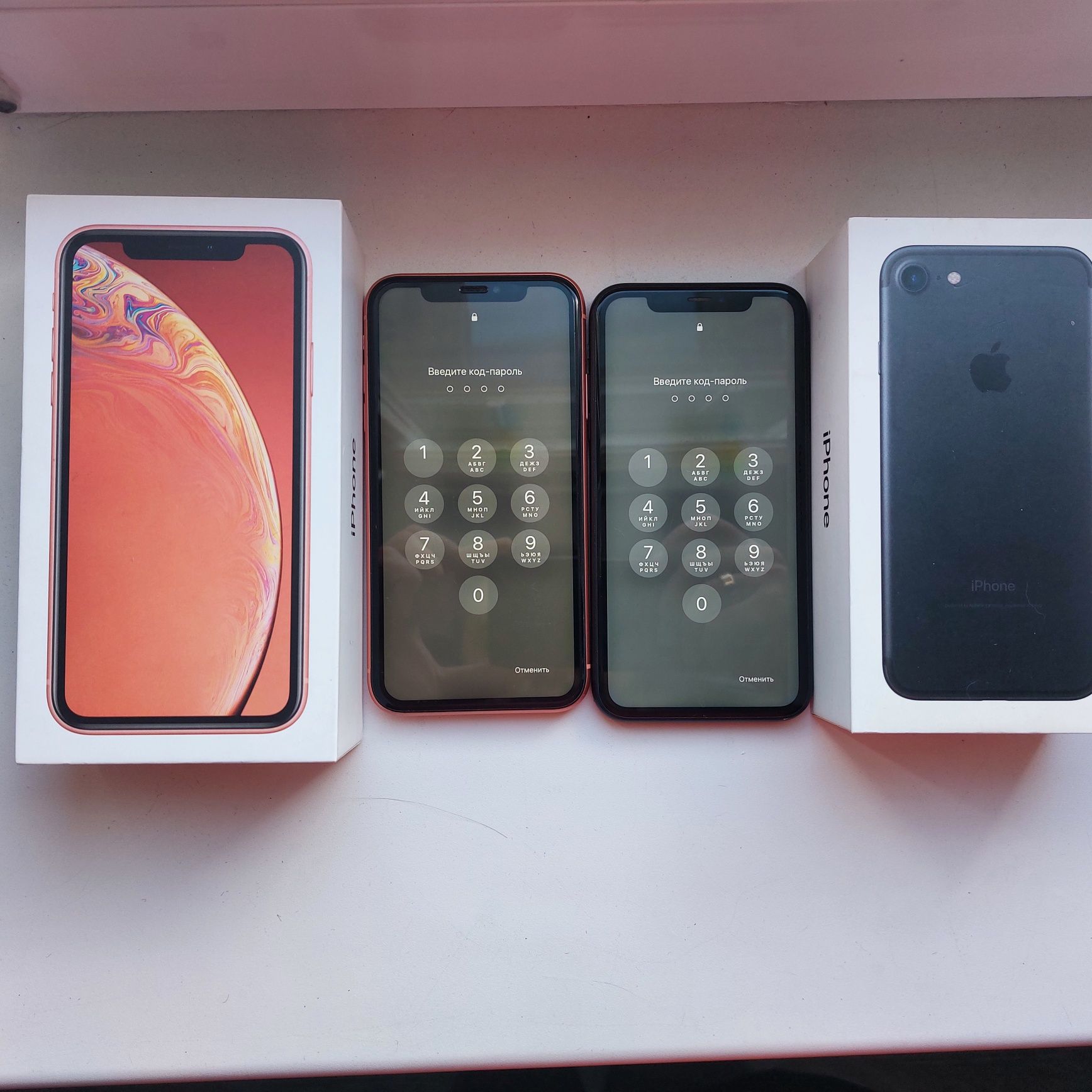 Продам  IPhone XR 64gb