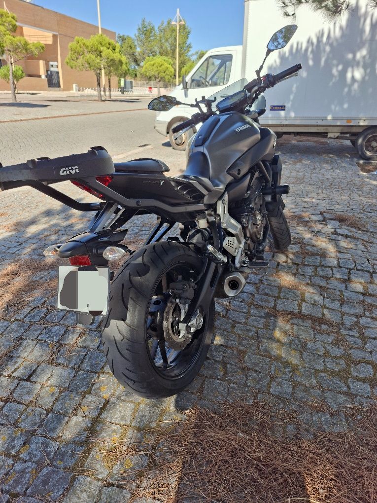 Yamaha MT07 2015