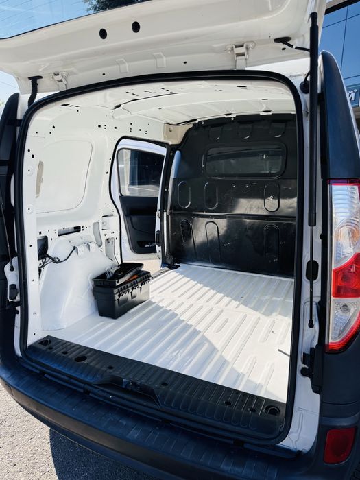 Продам renault kangoo 2017