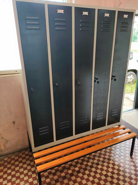 Szafki metalowe  ubraniowe z ławką C+P Classic PLUS (805050)