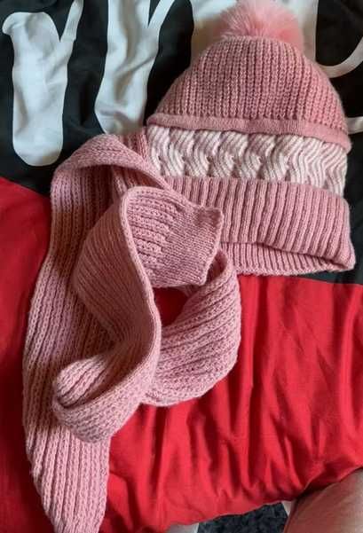 Nowy cieplutki komplet zimowy piękny fuksja czapka + szalik