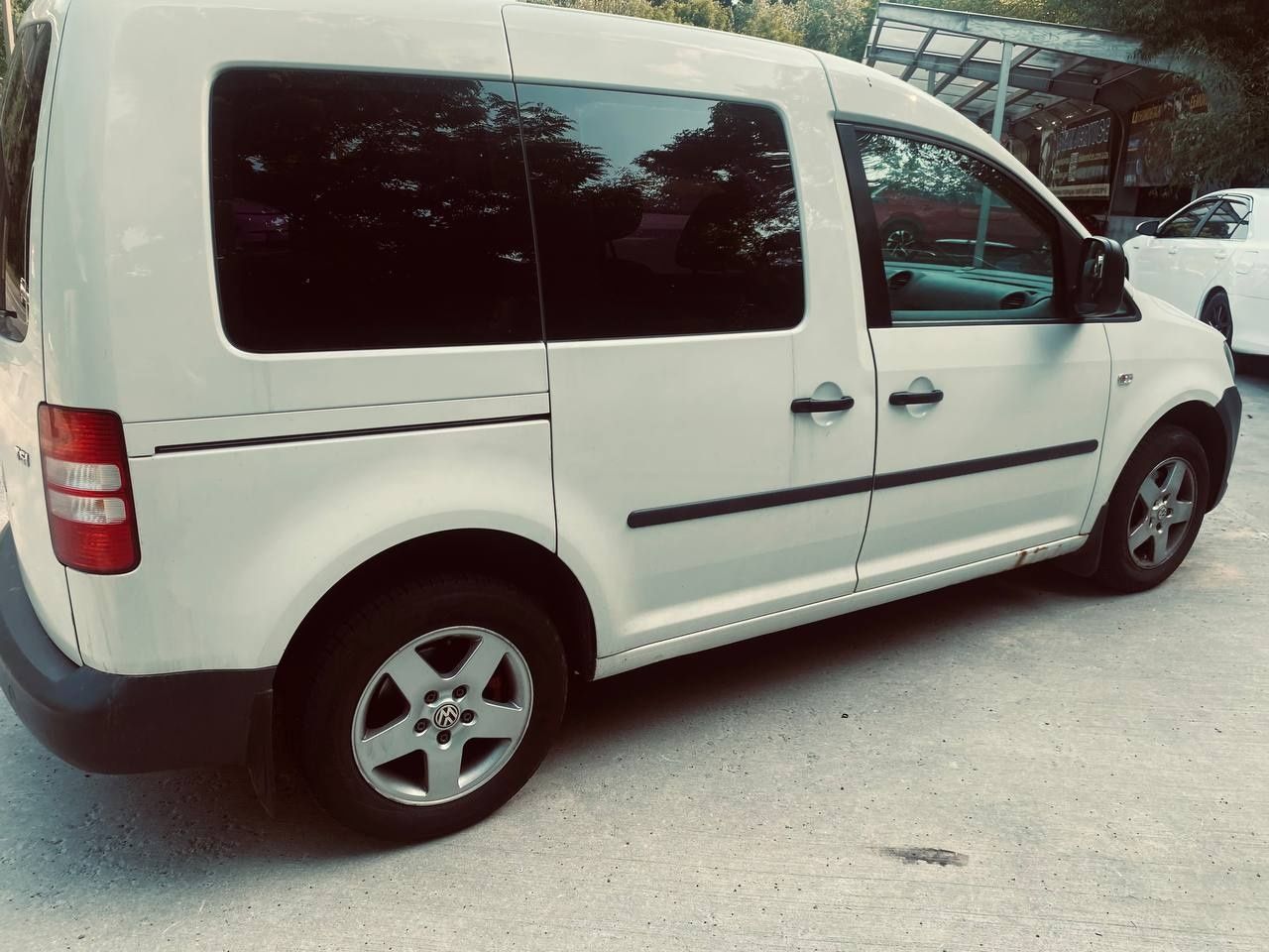 Продам Volkswagen Caddy