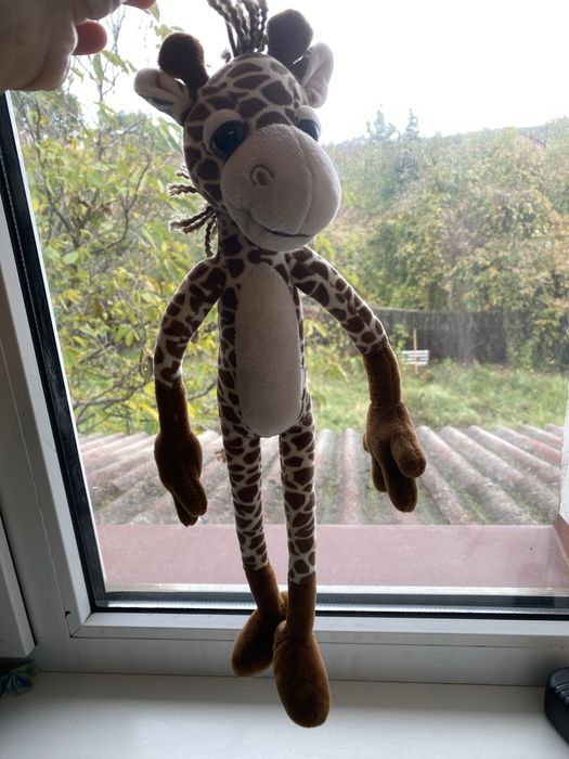 Мʼяка іграшка. Жираф