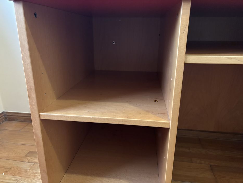 Secretária Bebecomfort