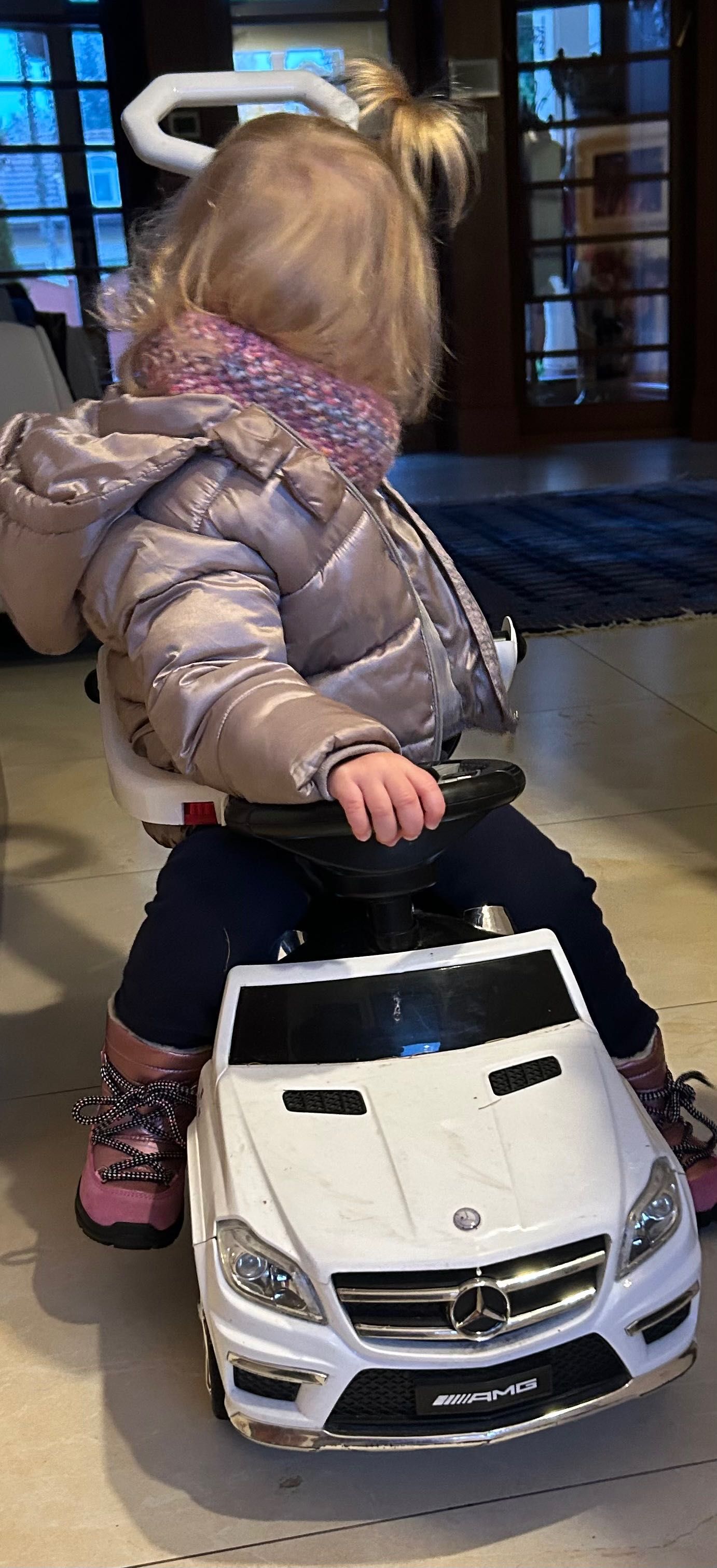 Chodzik jezdzik autko mercedes baterie