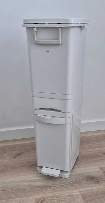 Kosz na śmieci - Pojemniki do segregacji na kółkach, 16l 3w1 białe