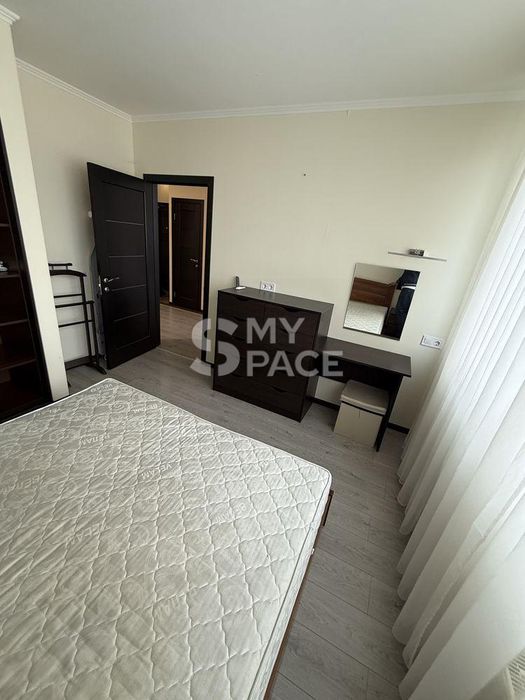 ЖК Позняки-4а, вул. Олени Пчілки, 8 /Дарниця, Соцмісто