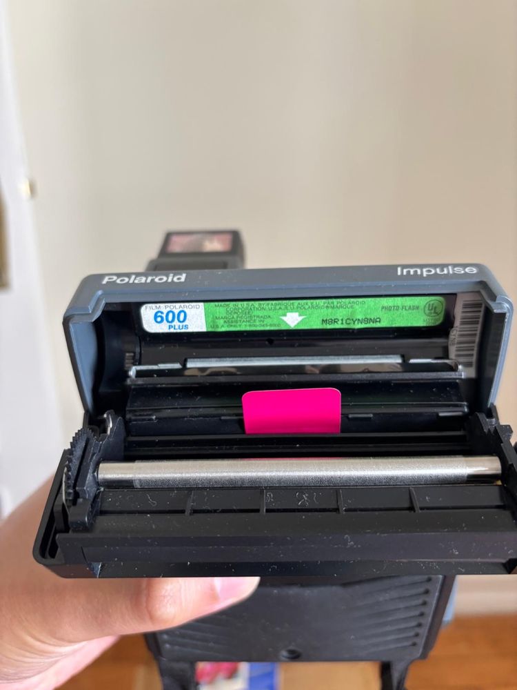Polaroid 600 Plus Impulse Color