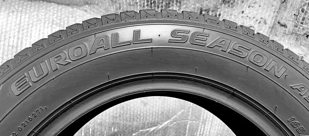 Шини Б/в 165.70.14 пара Falken