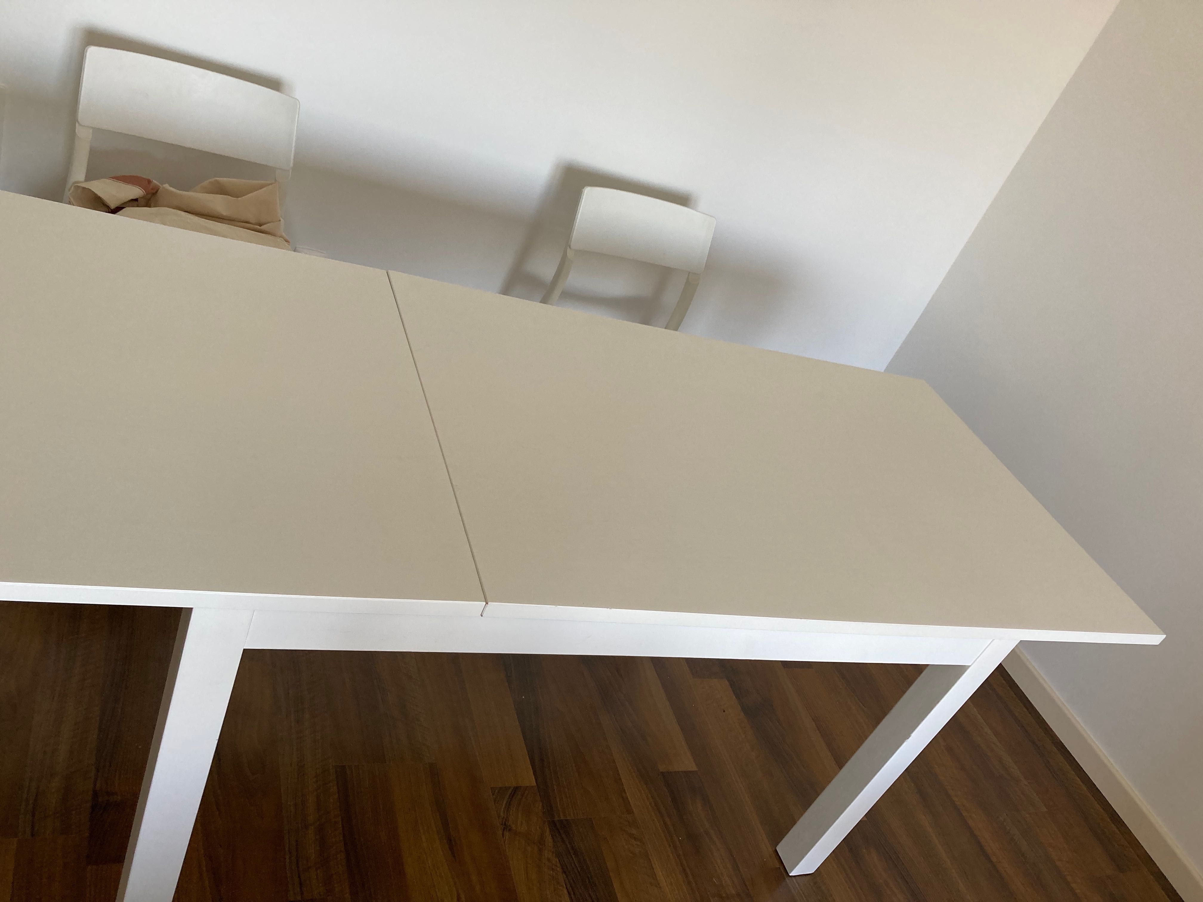 Mesa IKEA extensível branca