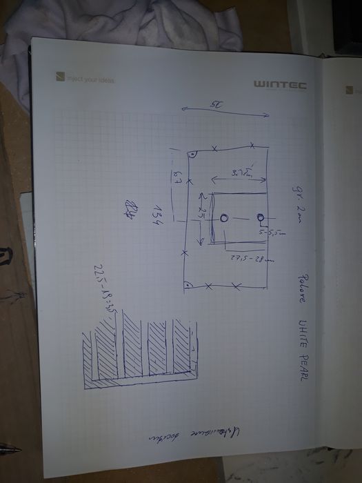 Parapety wewnętrzne  z konglomeratu ROYAL PREMIUM-2CM GRUBOŚCI