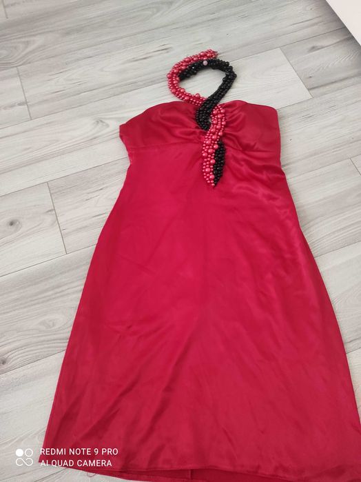 Плаття атлас червоне
