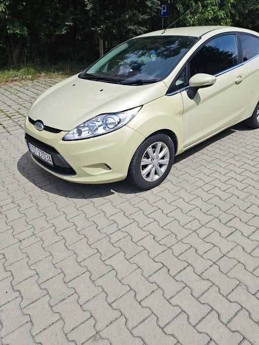 Sprzedam Ford Fiesta MK7 2009