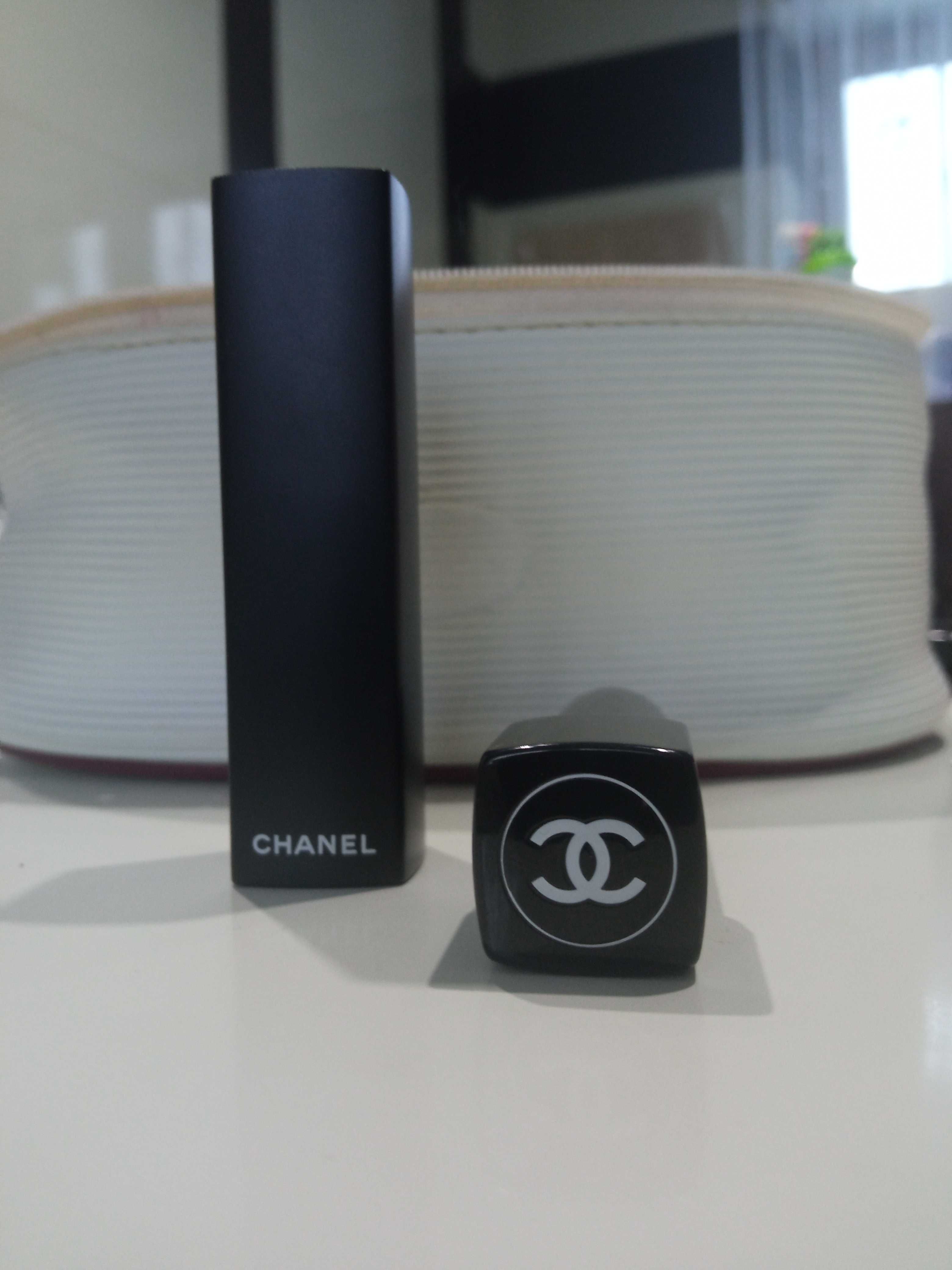 Chanel szminka Rouge Allure Intense nr 102