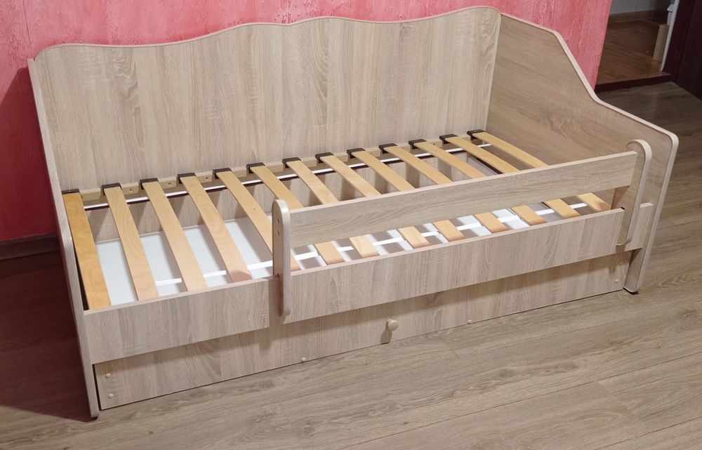 Łóżko dziecięce z barierką dąb Sonoma 160 x 80