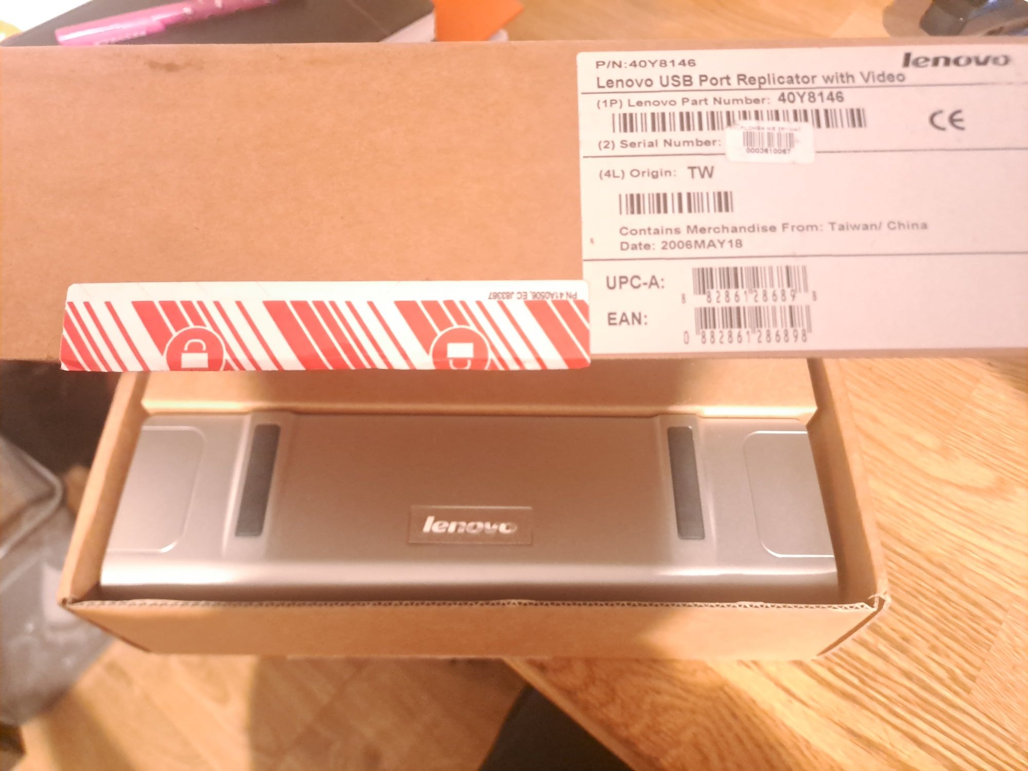 Nowa Lenovo stacja dokująca port replicator 40Y8146