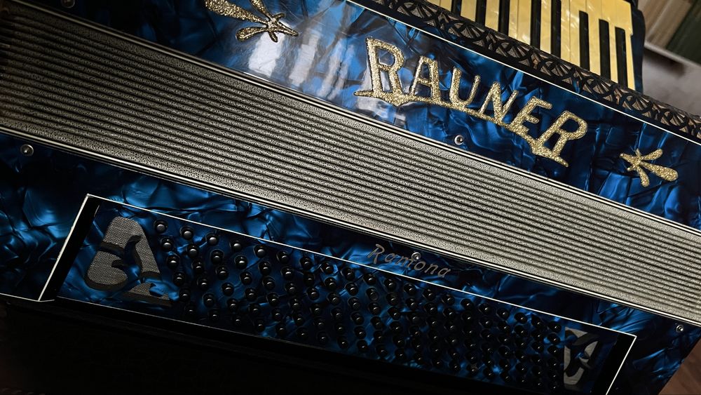 Аккордеон Rauner