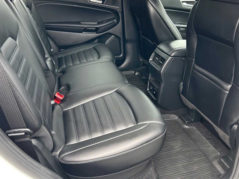 Ford Edge SEL      2022