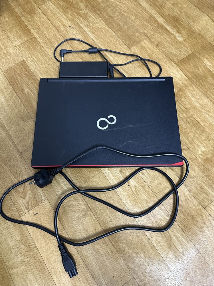 Продам ноутбук Fujitsu E546