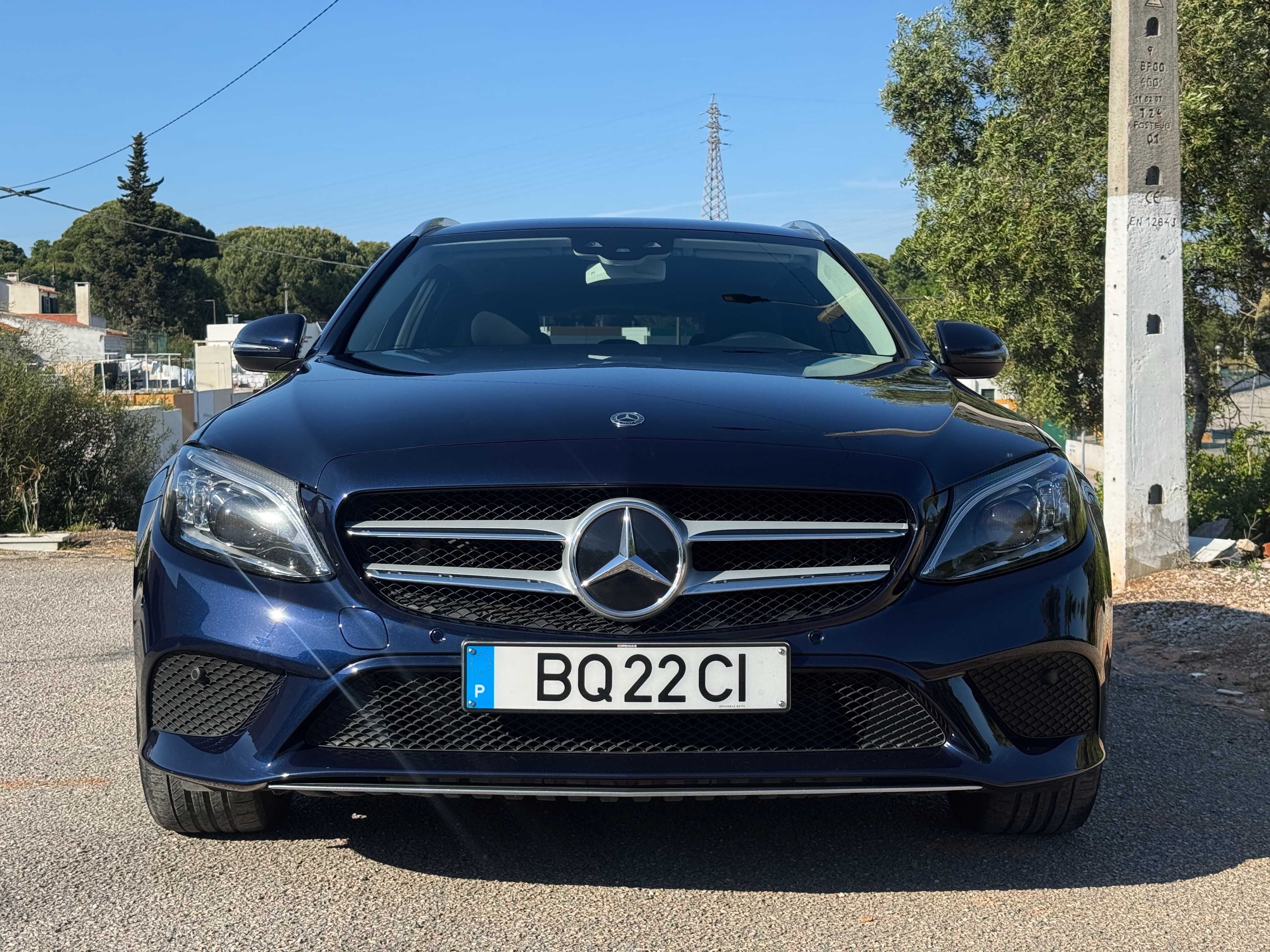Mercedes Benz C300 de *Todas as revisões feitas na marca*