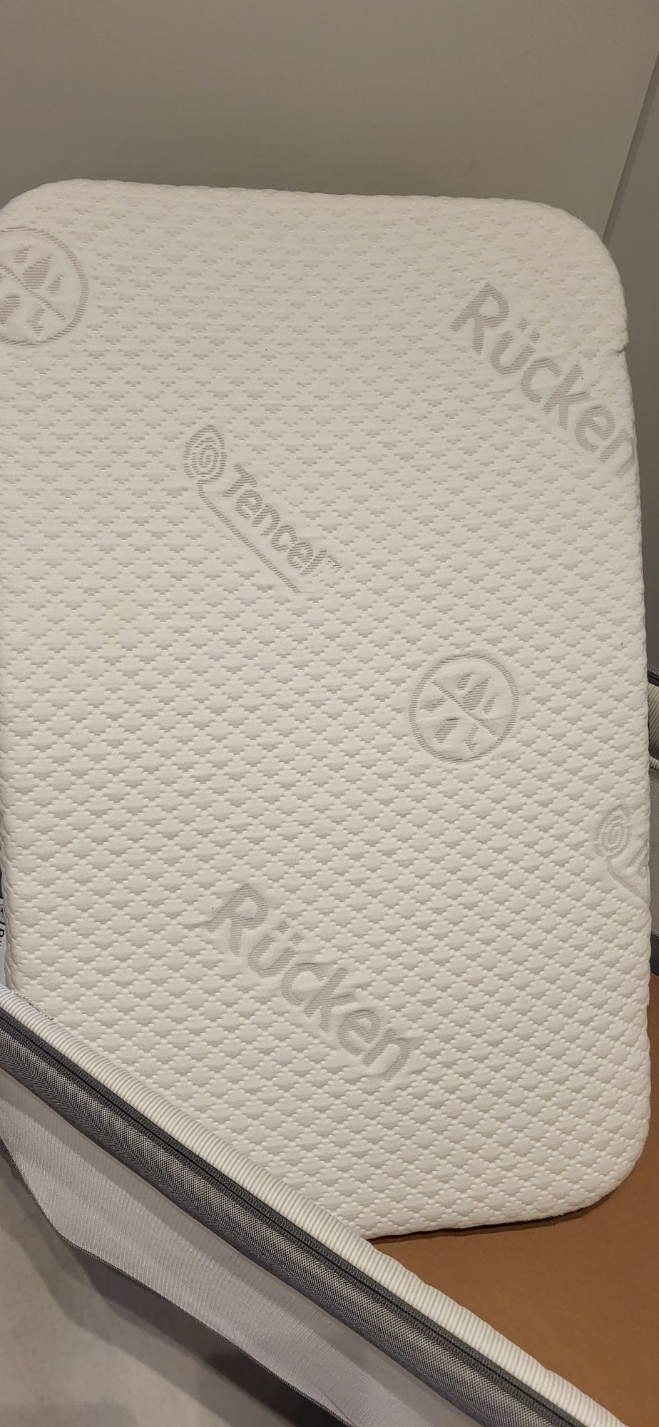 Łóżeczko dostawne chicco next2me magic +materac Rucken
