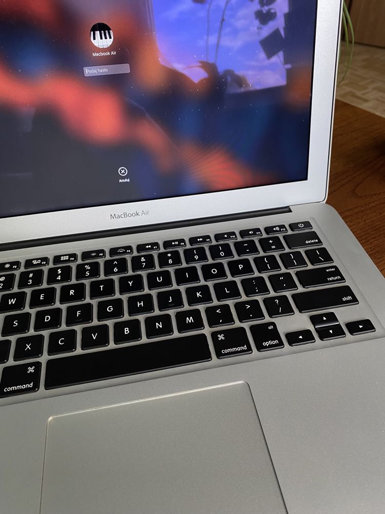 MacBook Air 13” 2011