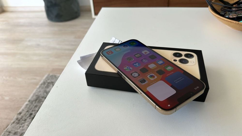 Vendo iPhone 13 Pro Max 256Gb Livre Fatura de Compra