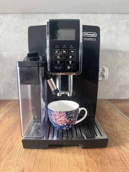 Ekspres do kawy Delonghi Dinamica
