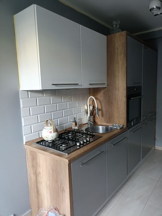 Lakierowanie Frontów i Renowacja Mebli