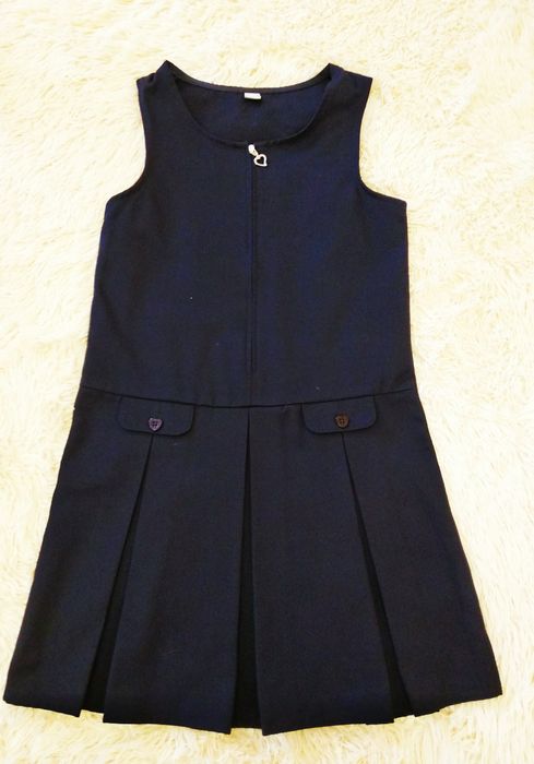 Шкільні сукні для дівчаток