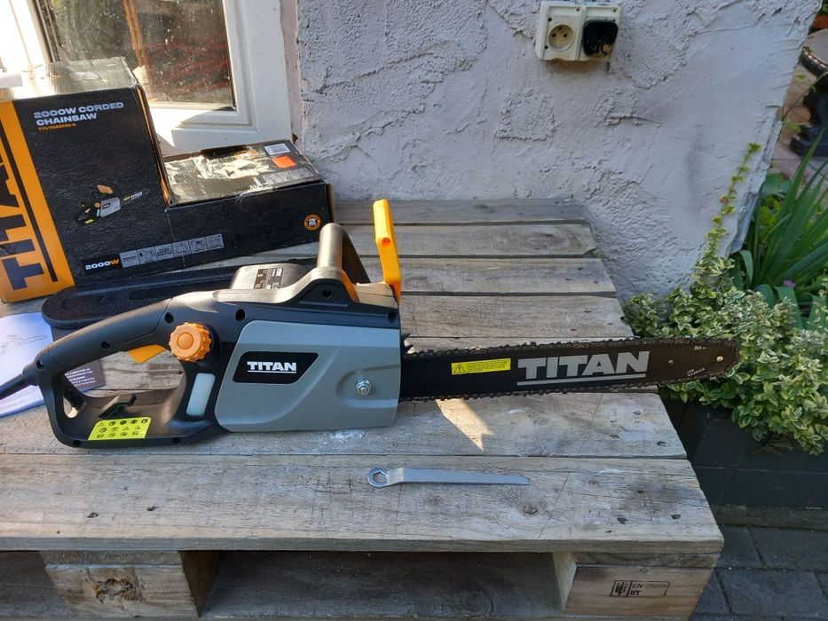 Piła łańcuchowa Titan 2000 W