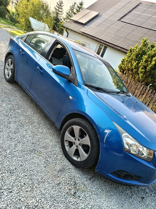 Chevrolet Cruz..