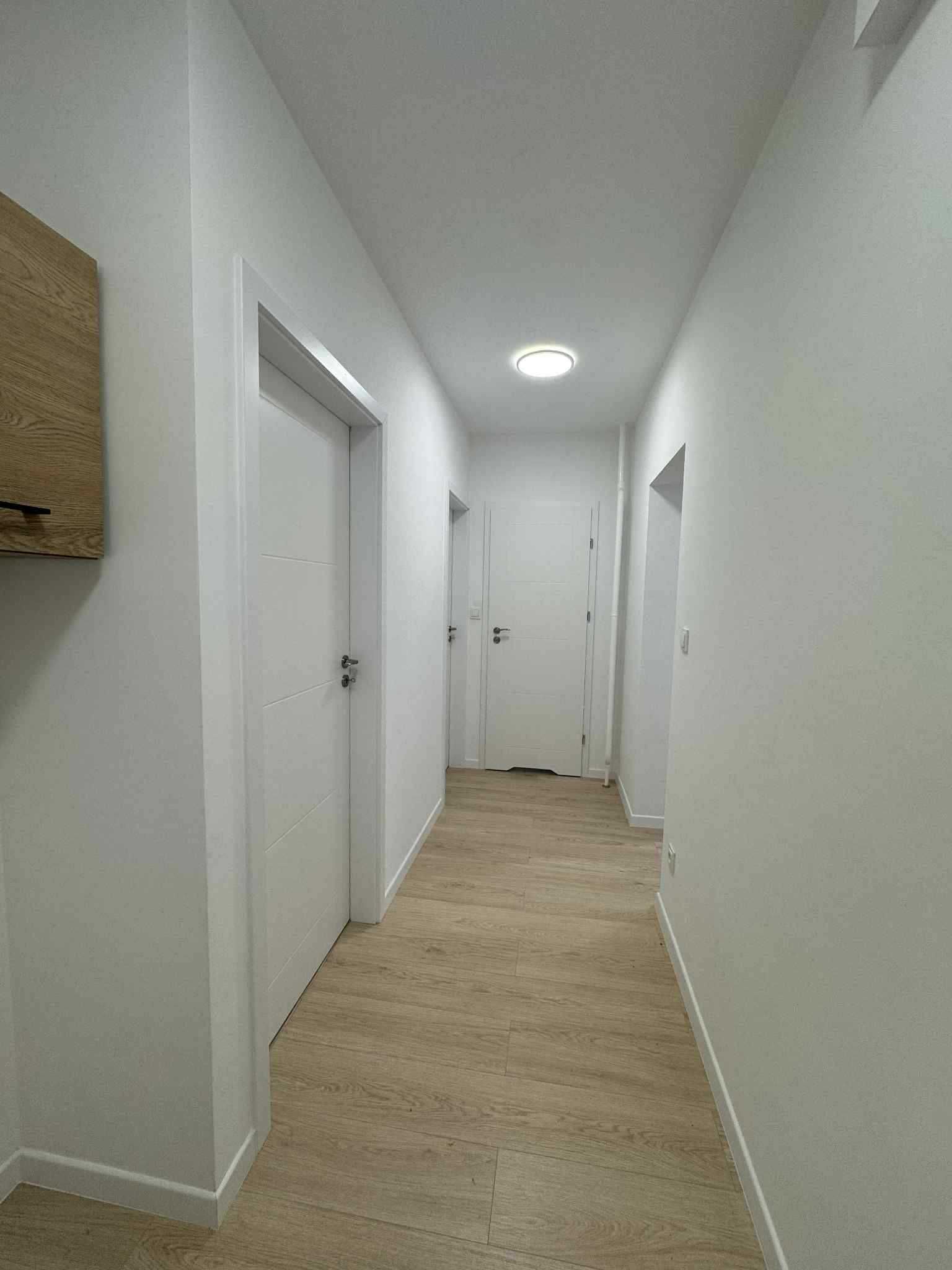 Wynajmę pokój jednoosobowy w mieszkaniu trzypokojowym w pobliżu CKD