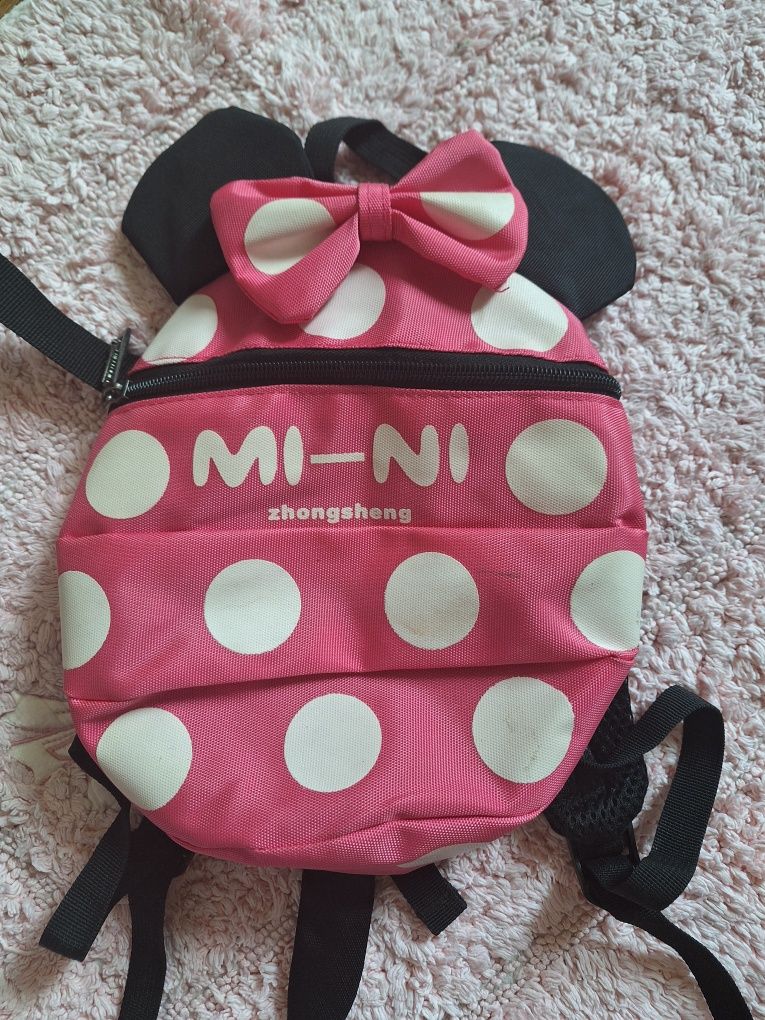 Plecak Miki Minnie że smyczą