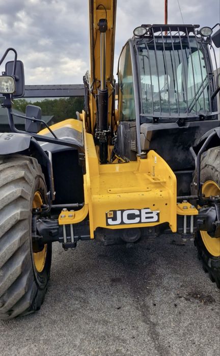 Навантажувач телескопічний JCB 550-80