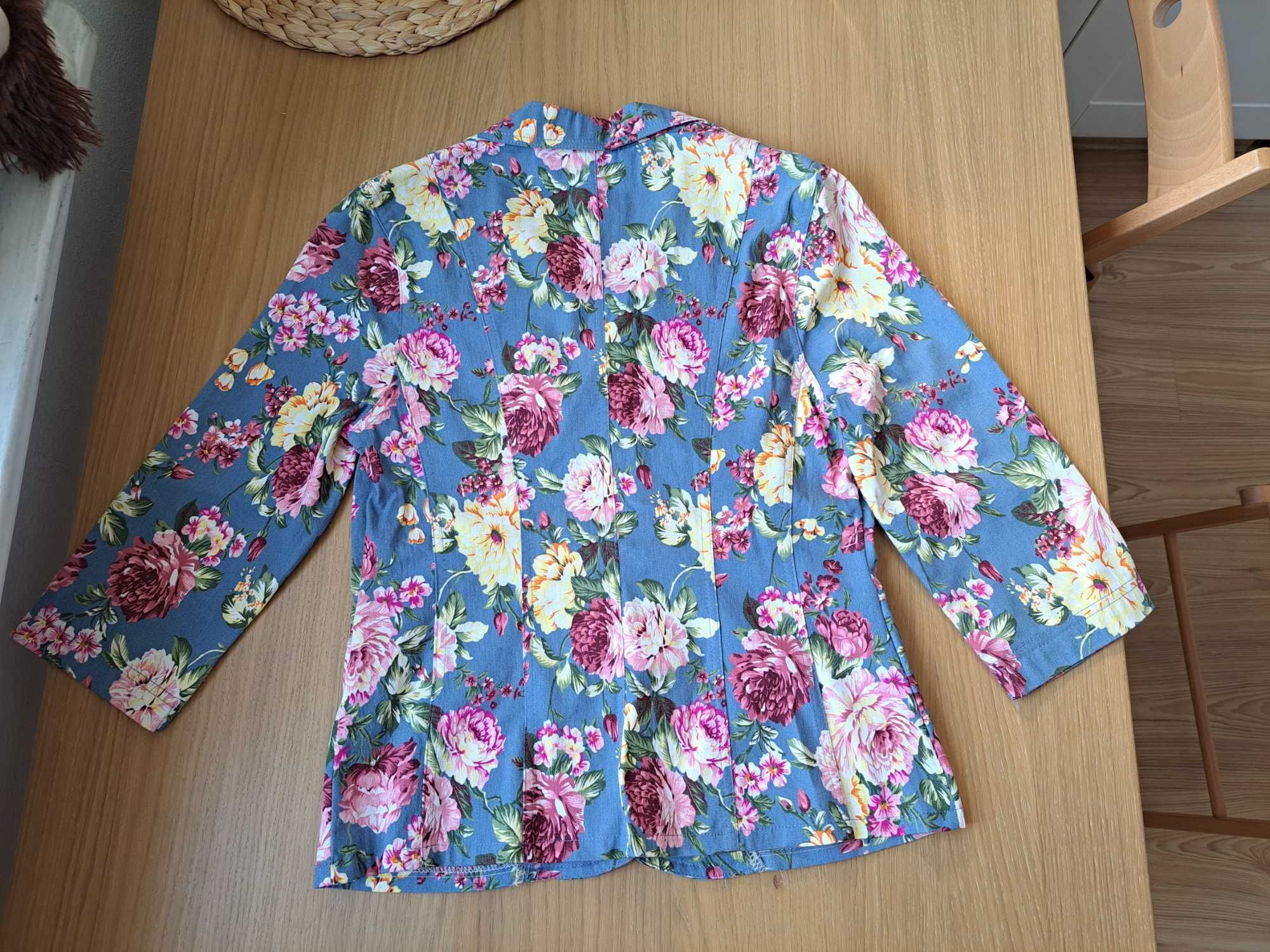 Marynarka w kwiaty 40