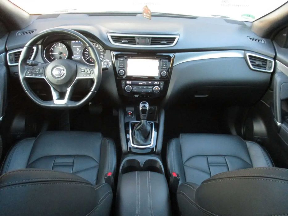 Nissan Qashqai      2019