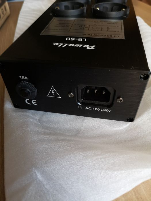 Listwa zasilająca - filtr do sprzętu audio PAWALLE LB-60.