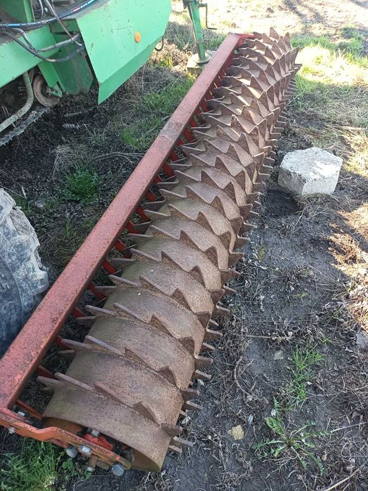 Wał packera 3m z brony aktywnej Howard.