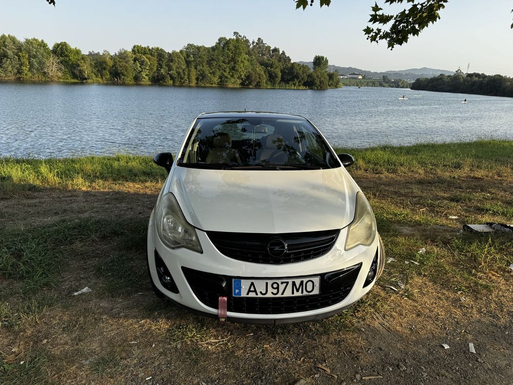 Opel corsa 1.3 cdti 2011